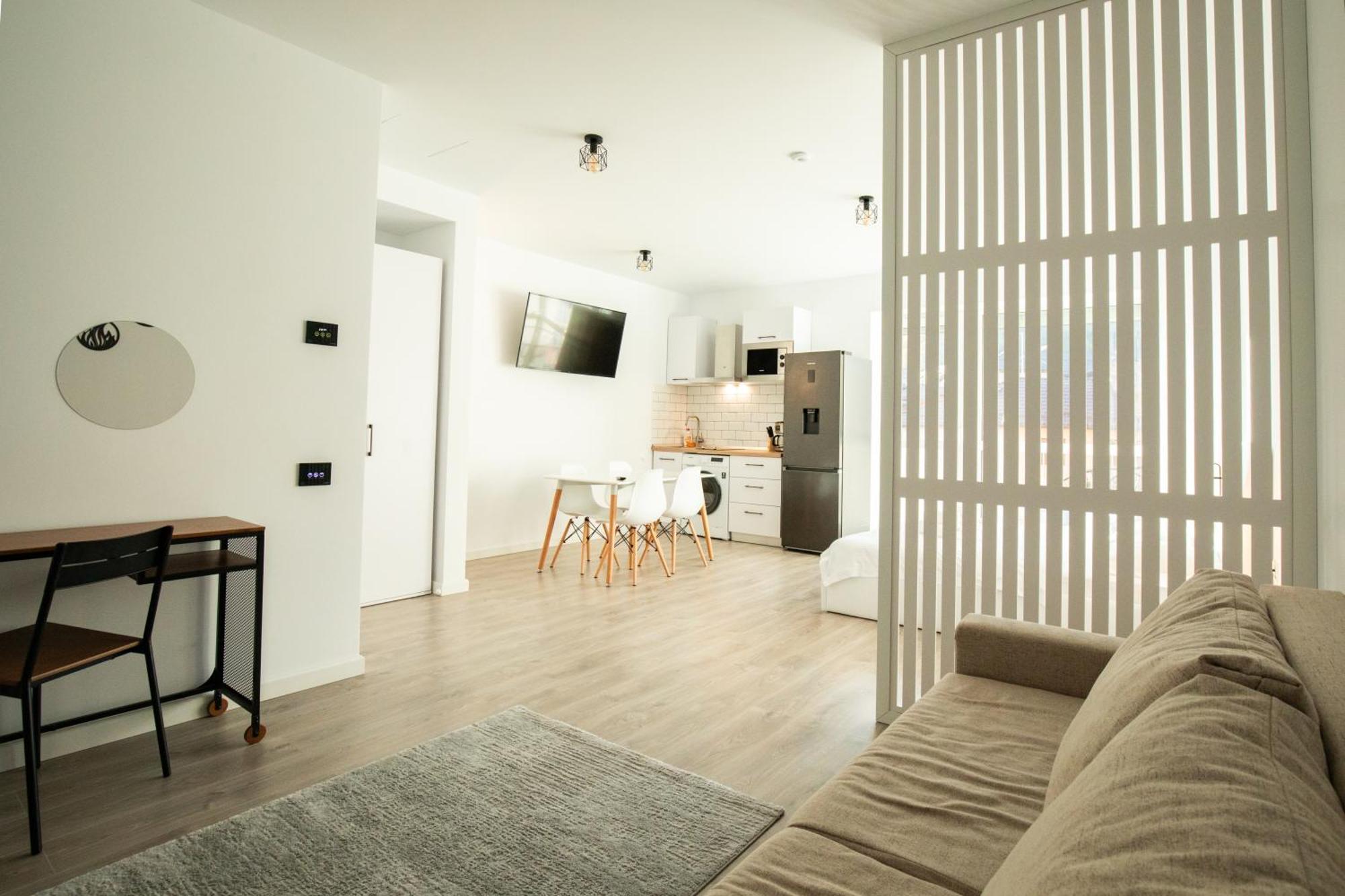 סינאיה Cozy Studio 4 People With Parking מראה חיצוני תמונה